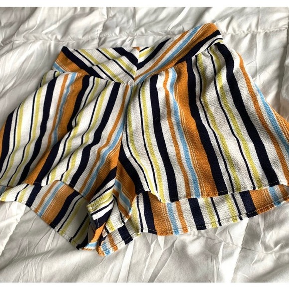 High Waisted Striped Shorts- Size Small - Picture 6 of 7